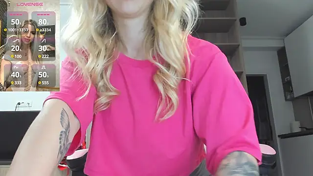 Megan Ros online show from 01.10.25