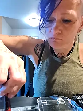 renegade vyxxen online show from 04.18.26