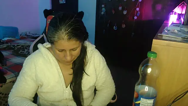 LucifernandaSw online show from 04.16.26