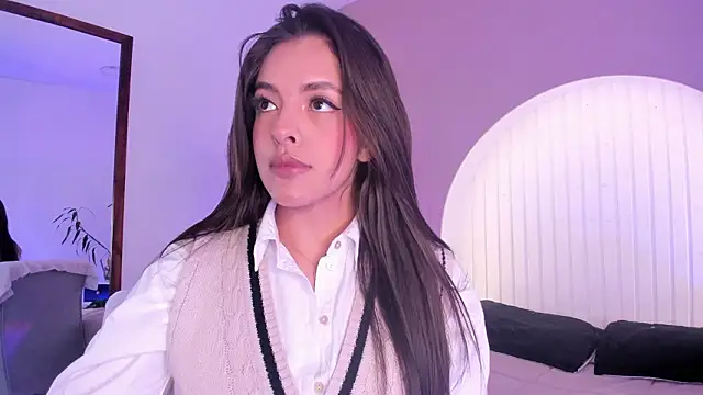 martina duque  online show from 03.18.26