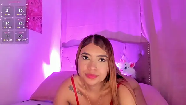 Snapshot of charlotte-Love09 chatting on 09.26.25 charlotte-Love09 online show from 09.26.25