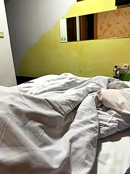 SLRuwi99 online show from 10.04.25