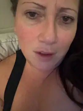 Snapshot of xsexycurvymilf chatting on 02.01.25 xsexycurvymilf online show from 02.01.25