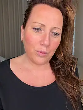 xsexycurvymilf online show from 02.20.26