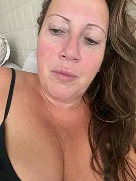 xsexycurvymilf online show from 07.31.26