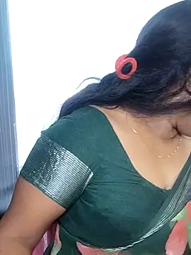 Snapshot of Susma-Telugu chatting on 10.13.25 Susma-Telugu online show from 10.13.25