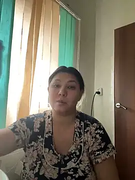 Olivialili online show from 02.11.25