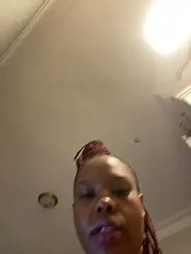 Dellah26 online show from 04.18.26