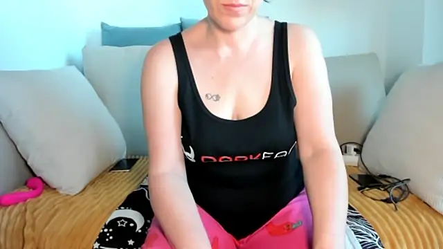 emmita69  online show from 01.18.25