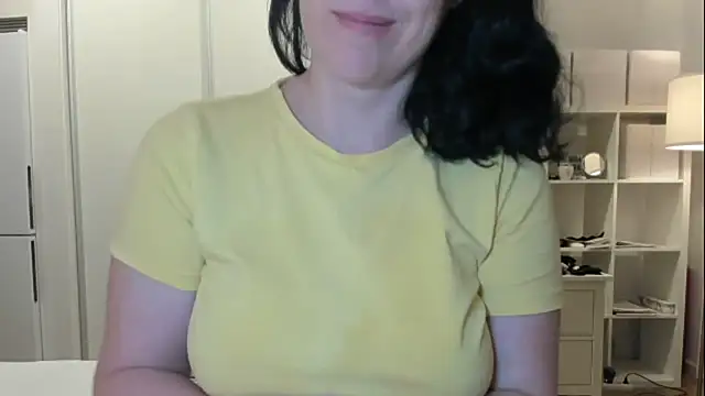 emmita69  online show from 10.11.25