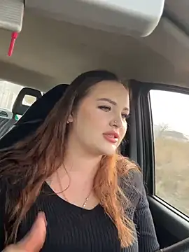 leila beayte  online show from 03.15.25