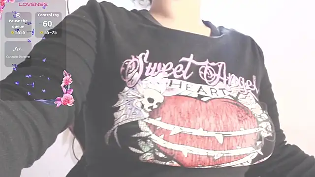 Snapshot of Amara18_ chatting on 11.16.25 Amara18 online show from 11.16.25