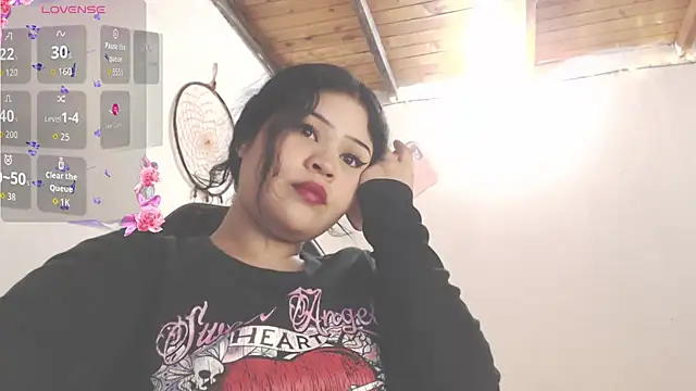 Snapshot of Amara18_ chatting on 04.06.26 Amara18 online show from 04.06.26