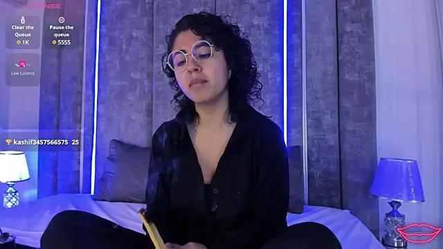 Snapshot of Amareto_ chatting on 03.17.25 Amareto online show from 03.17.25