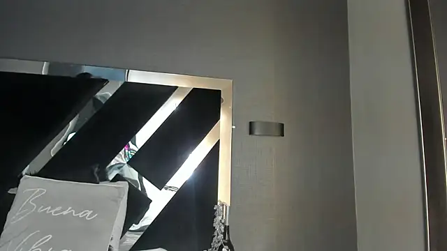 Snapshot of Amareto_ chatting on 10.03.25 Amareto  online show from 10.03.25