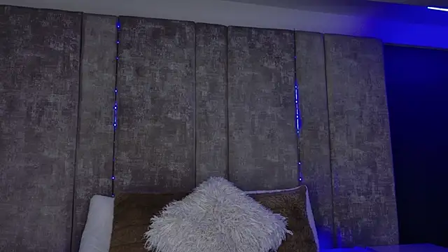 Snapshot of Amareto_ chatting on 10.17.25 Amareto  online show from 10.17.25