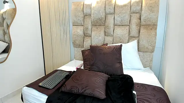Candy  sweetx online show from 03.17.25