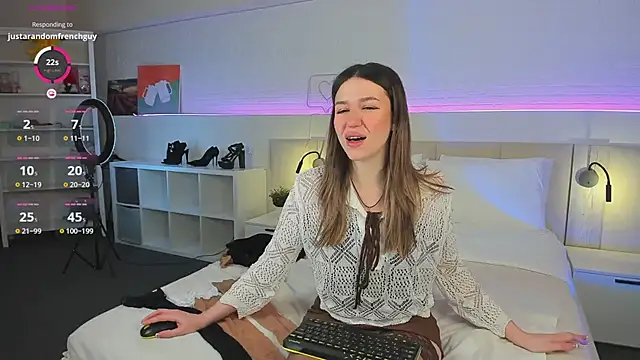 Snapshot of BelovedRuby chatting on 01.20.25 BelovedRuby online show from 01.20.25