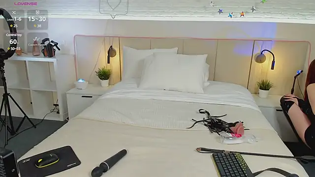 Snapshot of BelovedRuby chatting on 03.16.25 BelovedRuby online show from 03.16.25