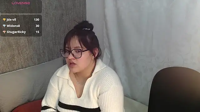 dannarossy  online show from 01.08.25