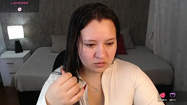 dannarossy  online show from 01.19.25