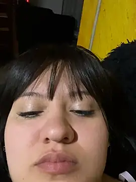 dannarossy  online show from 01.22.25