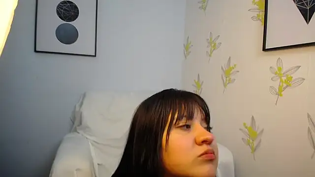 dannarossy  online show from 01.22.25
