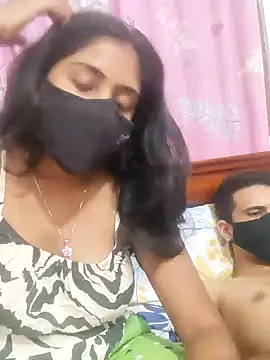 Snapshot of Kunchiii chatting on 01.07.25 Kunchiii online show from 01.07.25