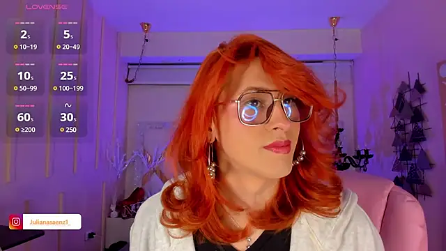 Snapshot of Juliana_Saenzz chatting on 01.15.25 Juliana Saenzz online show from 01.15.25