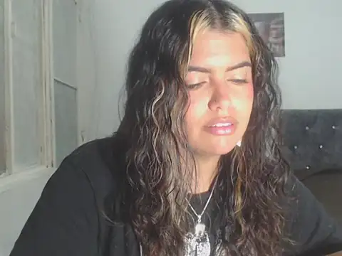 Snapshot of sweetkitty_16 chatting on 10.02.25 sweetkitty 16 online show from 10.02.25