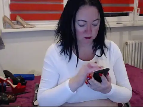 Snapshot of Alexie33 chatting on 01.18.25 Alexie33 online show from 01.18.25