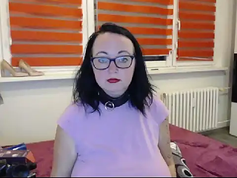 Snapshot of Alexie33 chatting on 02.16.25 Alexie33 online show from 02.16.25