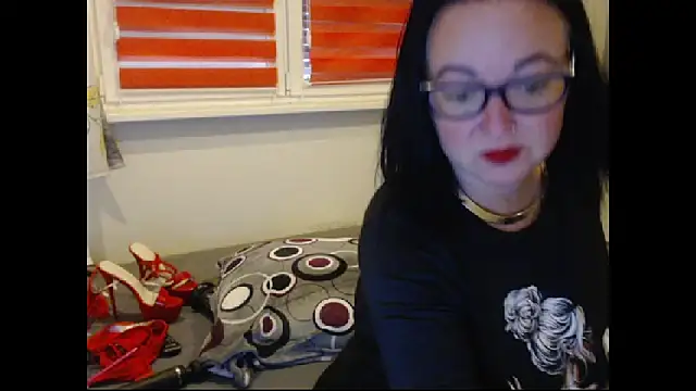 Snapshot of Alexie33 chatting on 09.10.25 Alexie33 online show from 09.10.25