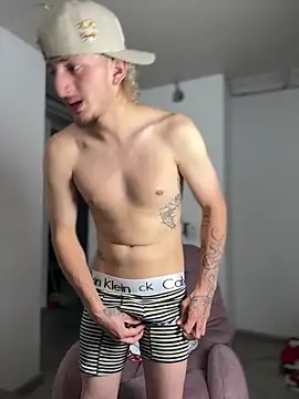 Snapshot of Scott_sex7 chatting on 03.02.26 Scott sex7 online show from 03.02.26