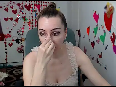 EvelynAngell online show from 03.13.25