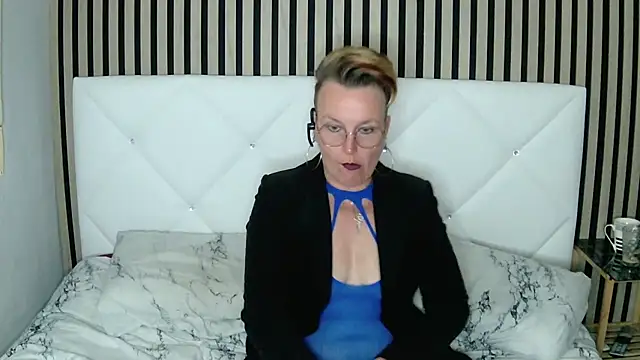 xxNoeliaxx online show from 01.25.25