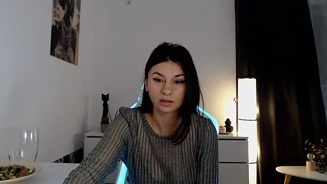 Snapshot of Simply_the_best chatting on 02.13.25 Simply the best online show from 02.13.25