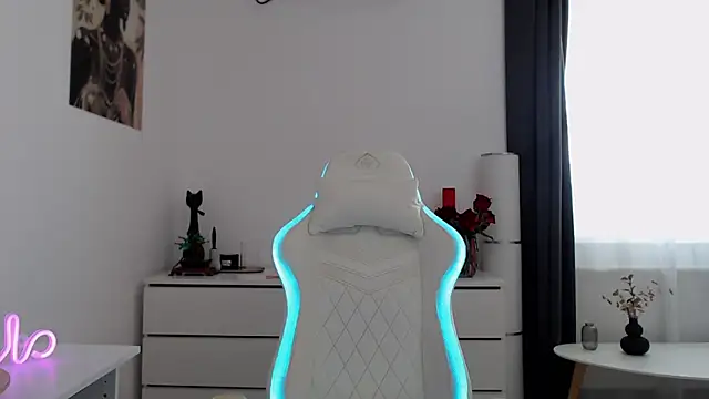 Simply the best online show from 10.17.25