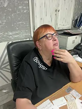 Klio5678 online show from 04.05.26