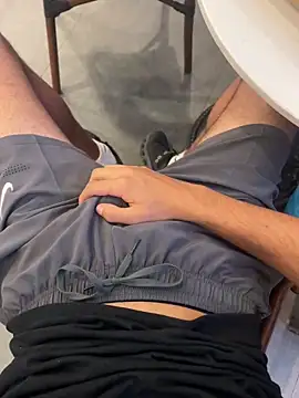 Snapshot of h0rnyguy001 chatting on 02.17.26 h0rnyguy001 online show from 02.17.26