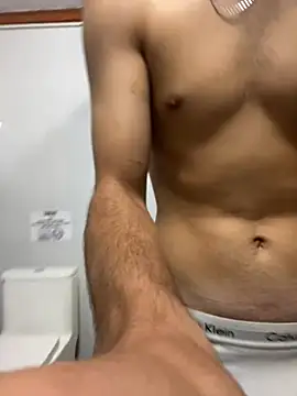 Snapshot of h0rnyguy001 chatting on 02.20.26 h0rnyguy001 online show from 02.20.26