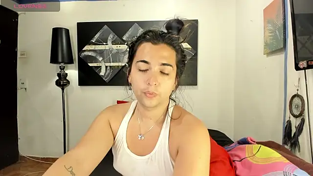 SARAMISHA online show from 02.19.25