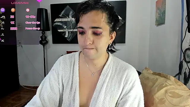 SARAMISHA online show from 03.20.25