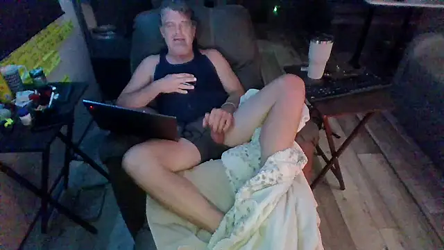 lateniter online show from 10.30.25