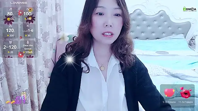 Snapshot of -Shirleyni_ chatting on 02.20.25 -Shirleyni online show from 02.20.25