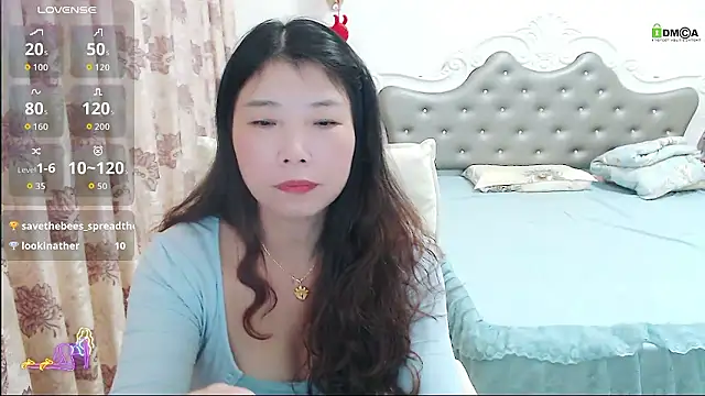 Snapshot of -Shirleyni_ chatting on 11.14.25 -Shirleyni online show from 11.14.25