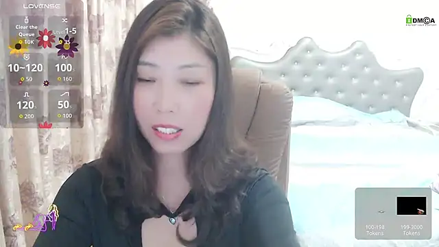 Snapshot of -Shirleyni_ chatting on 04.02.26 -Shirleyni online show from 04.02.26