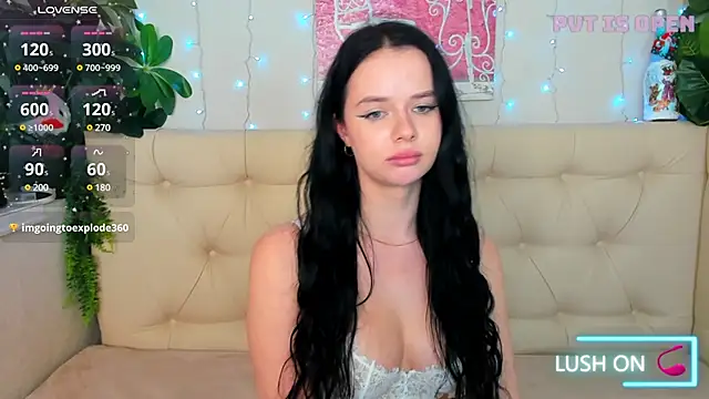 Lori  Hell online show from 02.19.25