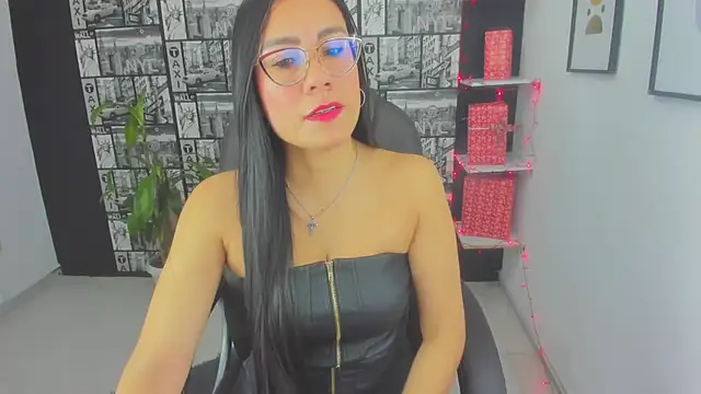 Agata-Moon online show from 01.02.25