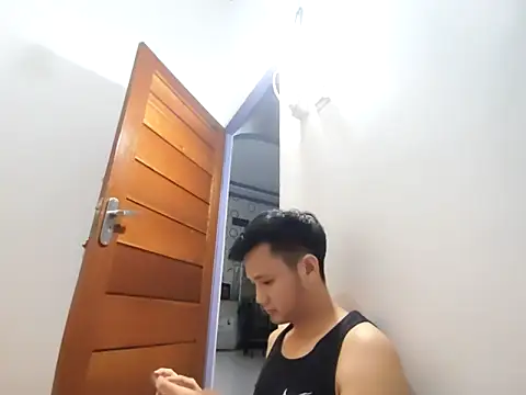 andi888999 online show from 11.10.25